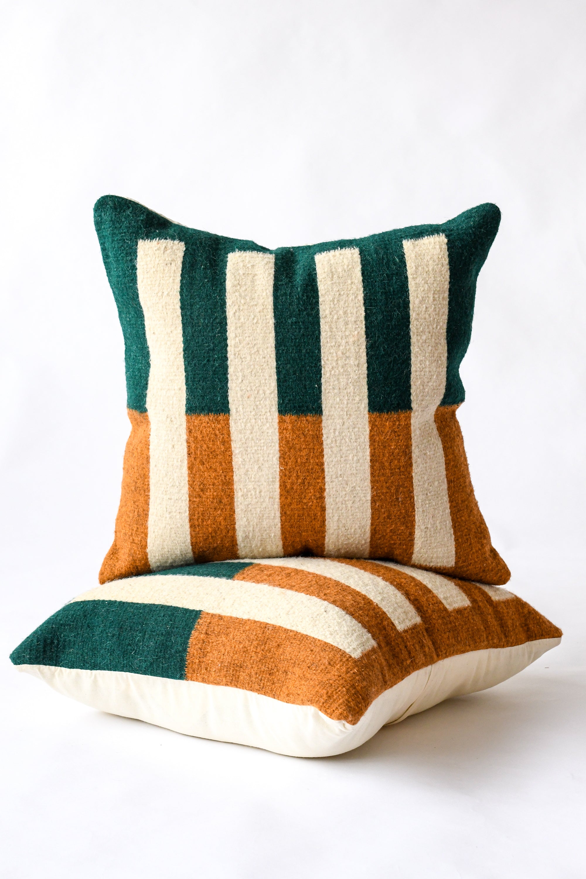 Wool Tri Colored Pillow Nº2